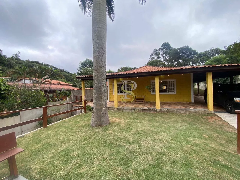 Chácara, 3 quartos, 980 m² - Foto 1