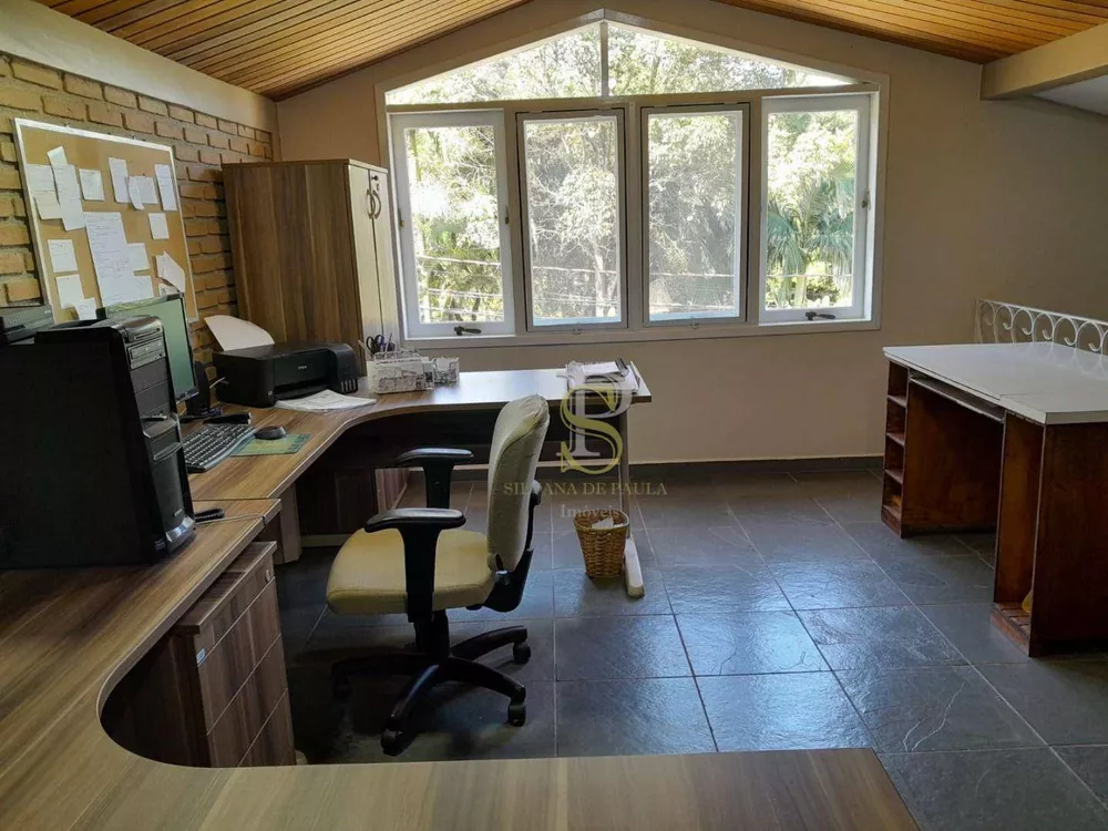 Casa, 3 quartos, 330 m² - Foto 1