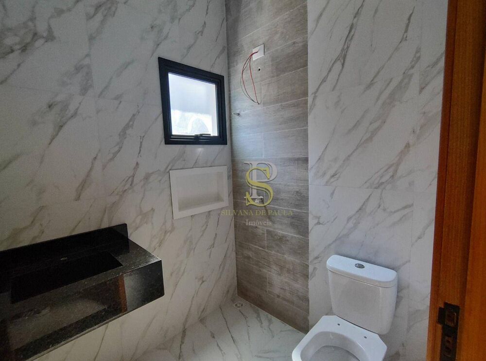 Casa à venda com 3 quartos, 90m² - Foto 3