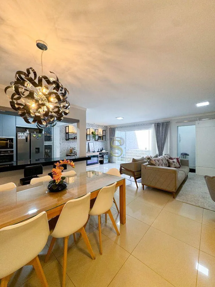 Casa, 4 quartos, 395 m² - Foto 9