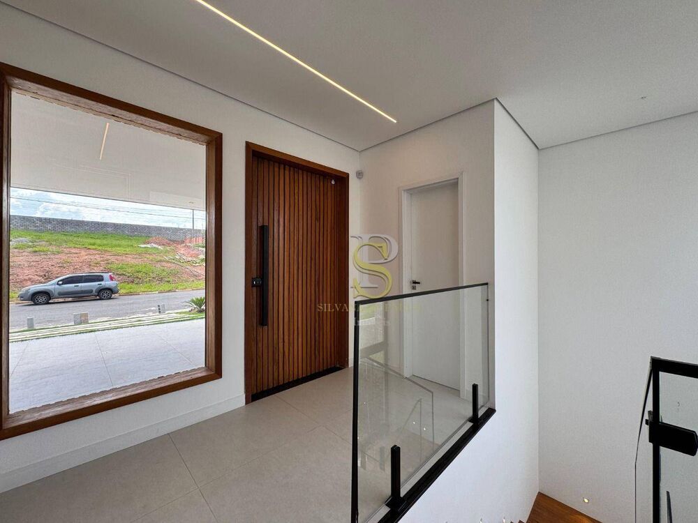 Casa de Condomínio à venda com 3 quartos, 298m² - Foto 1