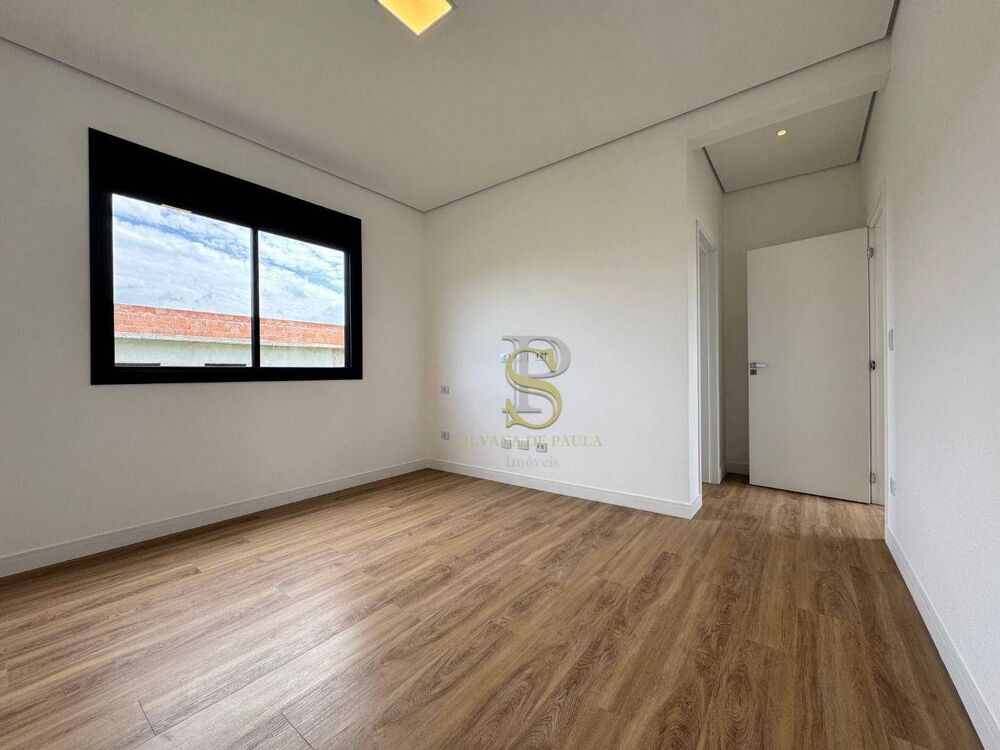Casa de Condomínio à venda com 3 quartos, 298m² - Foto 2