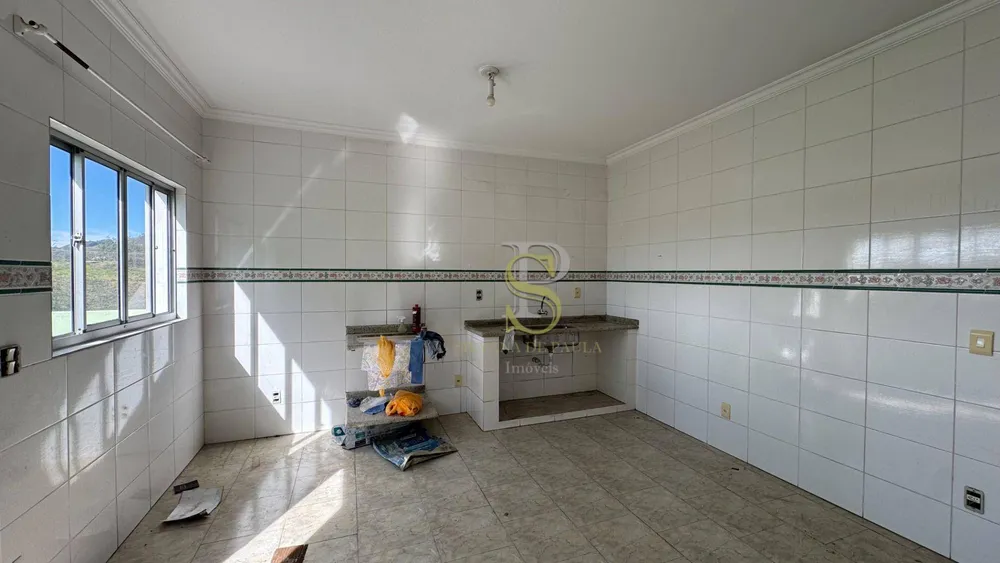 Casa, 3 quartos, 180 m² - Foto 1