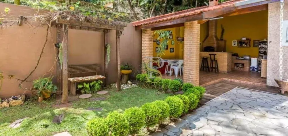 Casa, 5 quartos, 280 m² - Foto 4