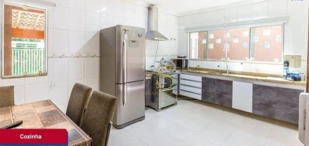 Casa, 5 quartos, 280 m² - Foto 8