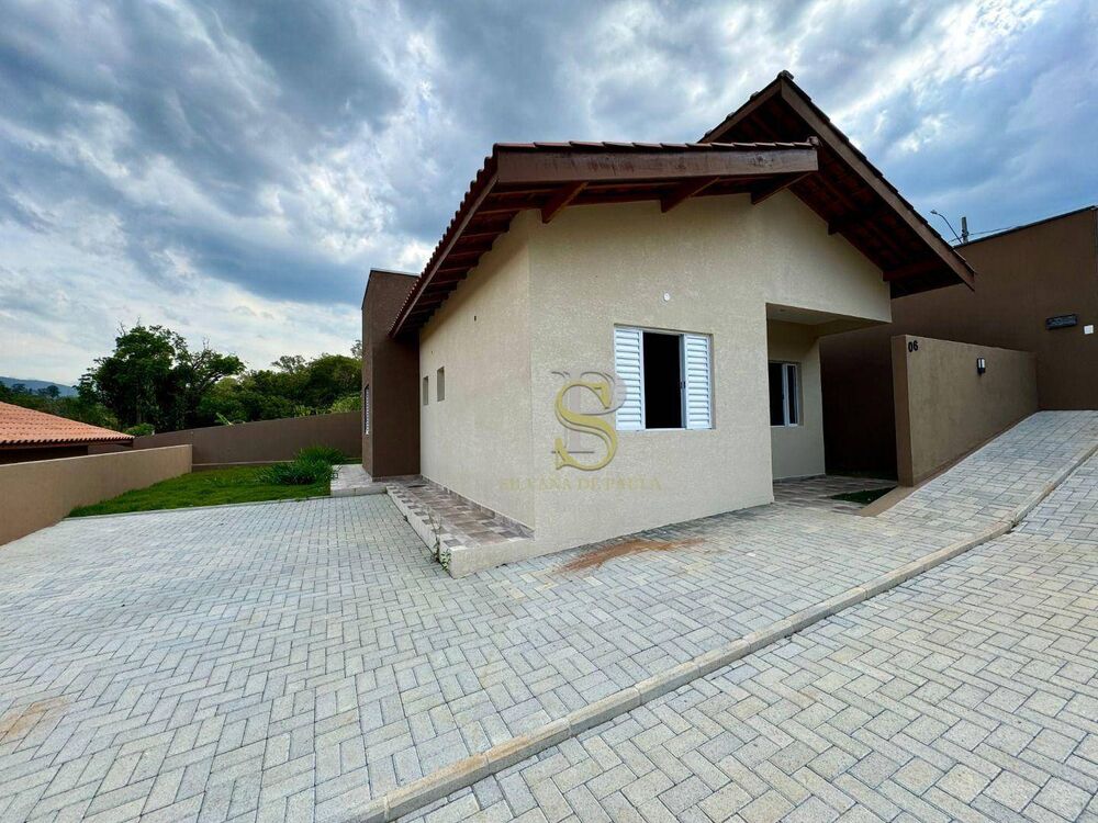 Casa, 2 quartos, 74 m² - Foto 1