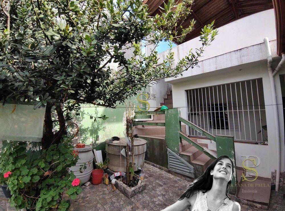 Casa, 3 quartos, 243 m² - Foto 2