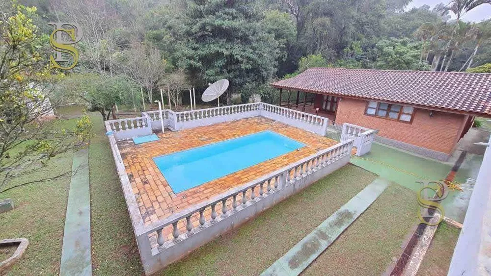 Chácara, 4 quartos, 1370 m² - Foto 1