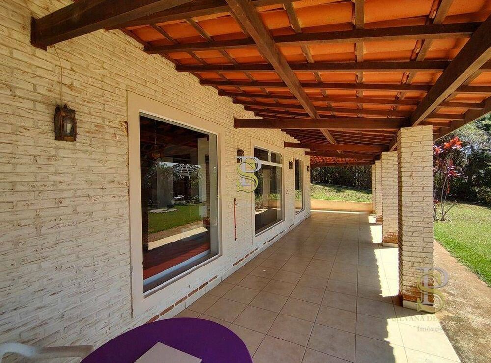 Chácara, 4 quartos, 2259 m² - Foto 4