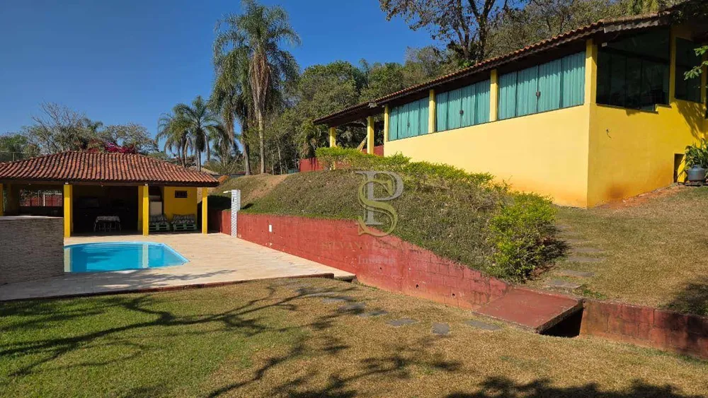 Chácara, 3 quartos, 2100 m² - Foto 2