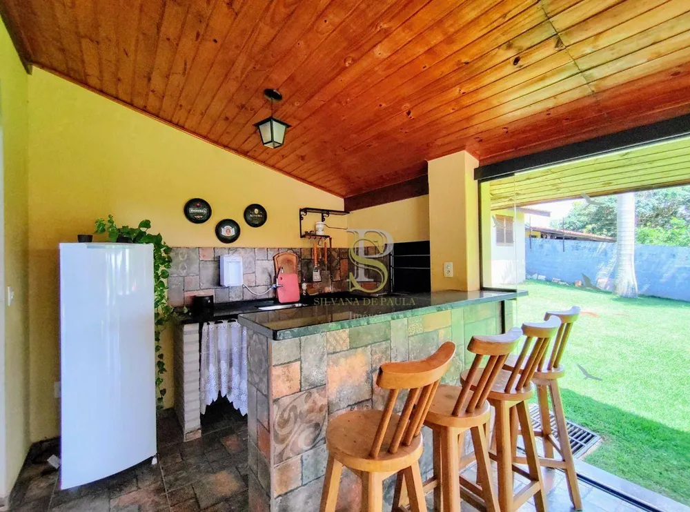 Chácara, 3 quartos, 2539 m² - Foto 9