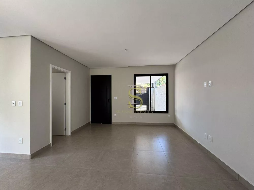 Casa, 3 quartos, 153 m² - Foto 2