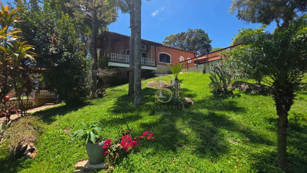 Chácara, 3 quartos, 1050 m² - Foto 1