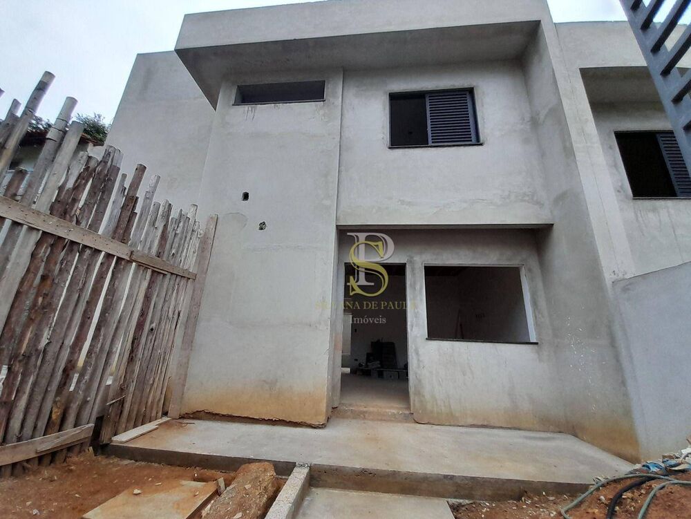 Casa, 3 quartos, 108 m² - Foto 2