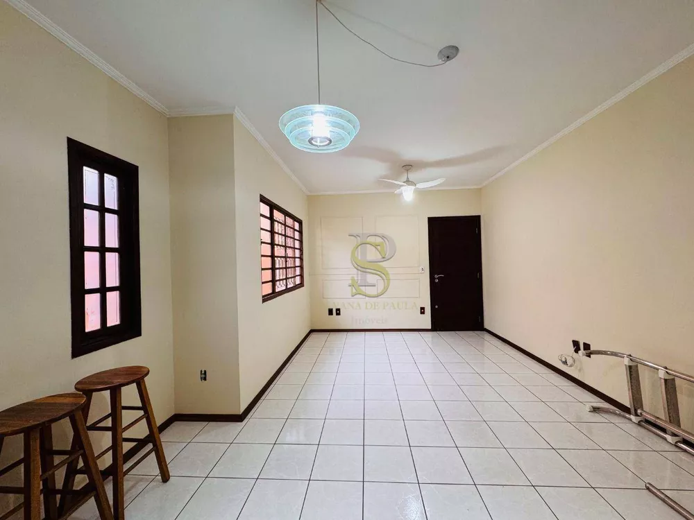 Casa, 2 quartos, 146 m² - Foto 2
