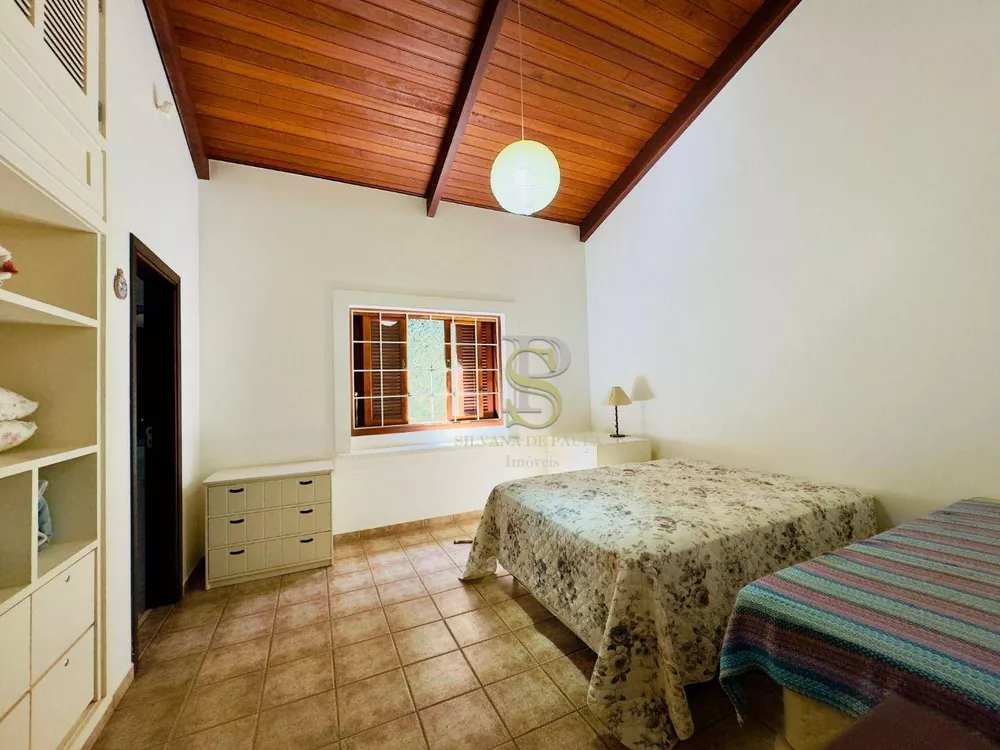 Casa, 6 quartos, 550 m² - Foto 1