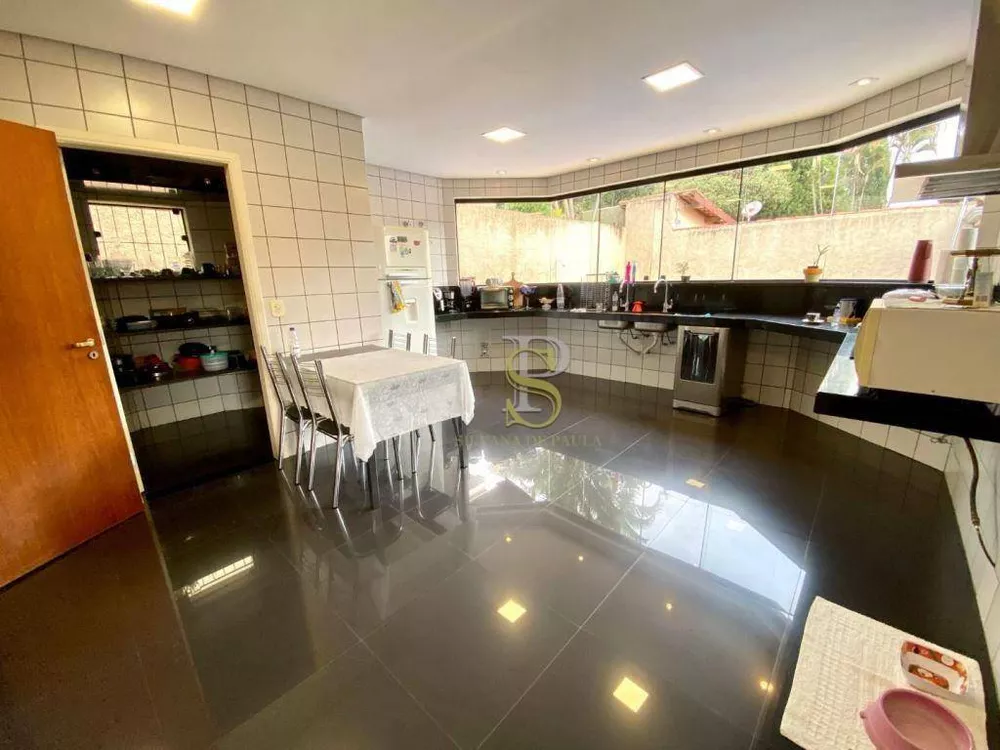 Casa, 3 quartos, 319 m² - Foto 8