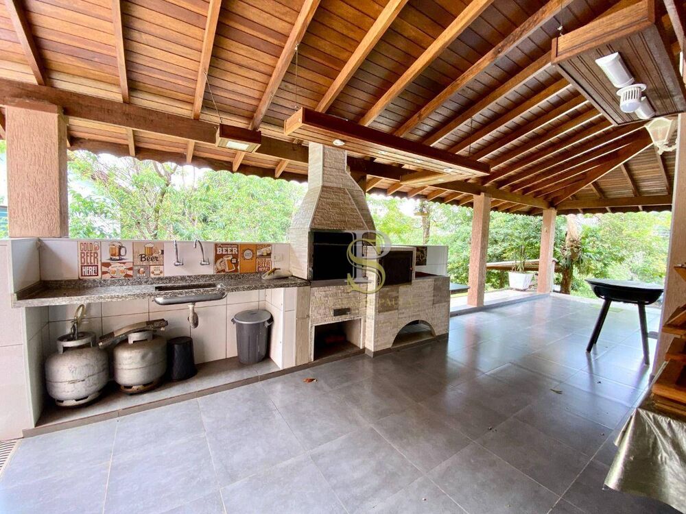 Casa de Condomínio à venda com 3 quartos, 170m² - Foto 1