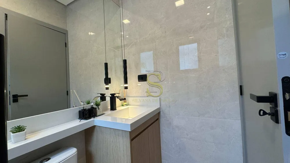 Casa, 3 quartos, 142 m² - Foto 1