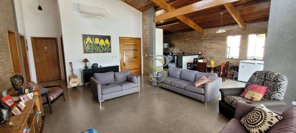 Chácara à venda com 3 quartos, 178m² - Foto 3
