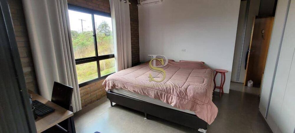 Chácara à venda com 3 quartos, 178m² - Foto 4