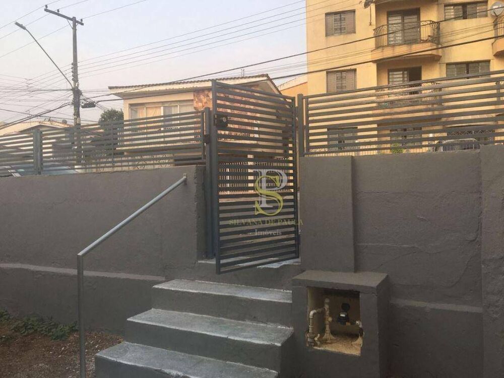 Casa à venda com 2 quartos, 153m² - Foto 2