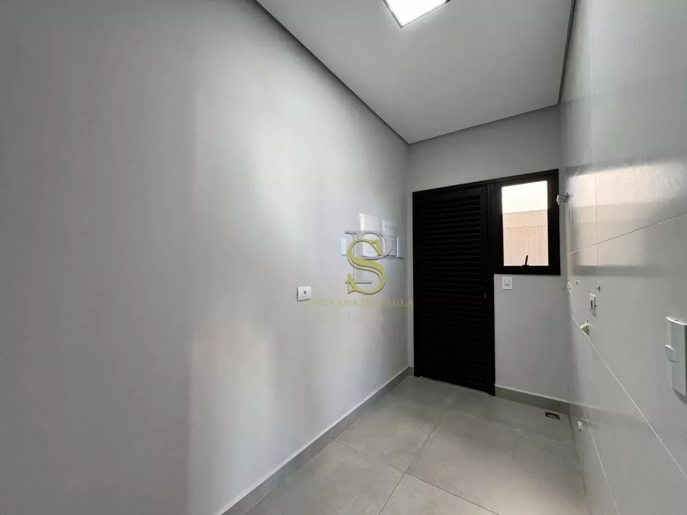 Casa, 3 quartos, 216 m² - Foto 4