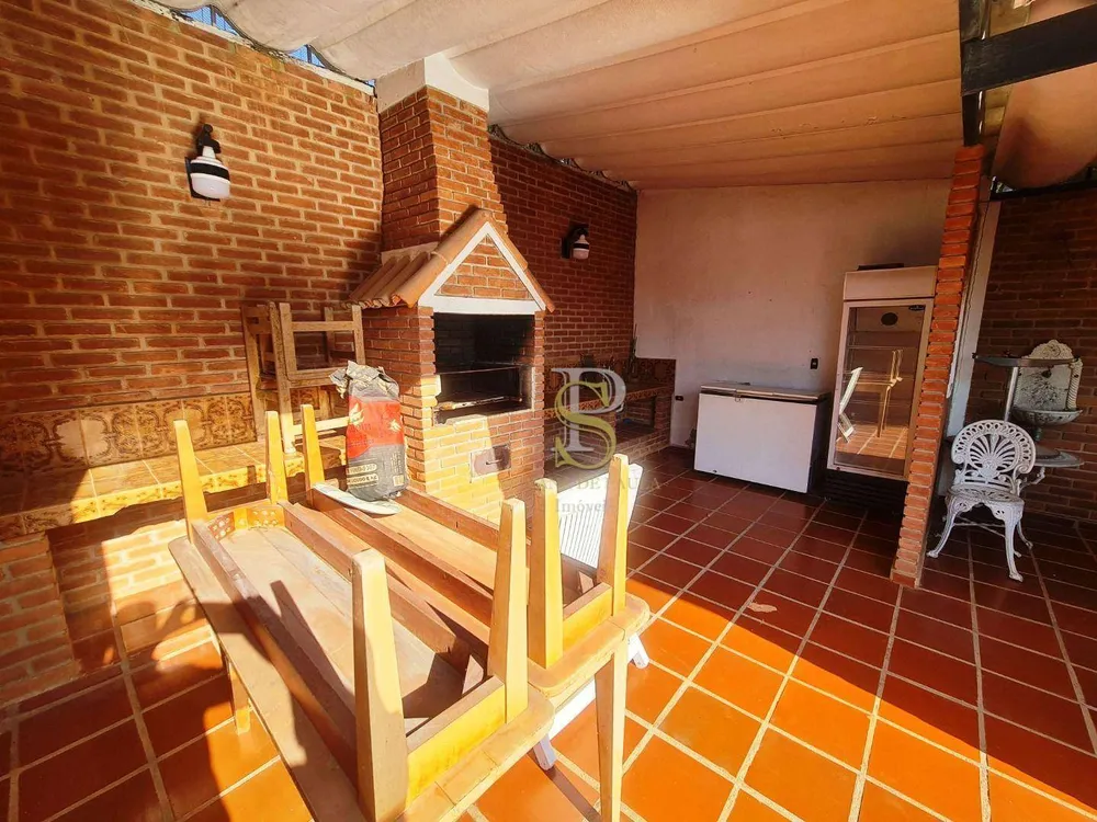 Chácara, 4 quartos, 2320 m² - Foto 8