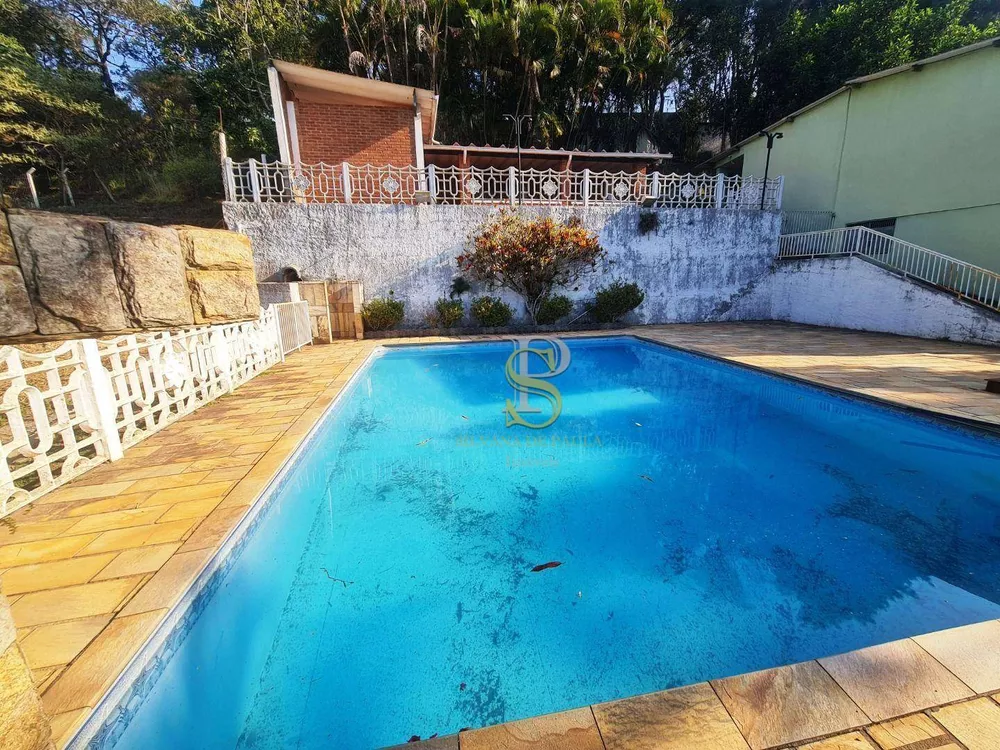 Chácara, 4 quartos, 2320 m² - Foto 3