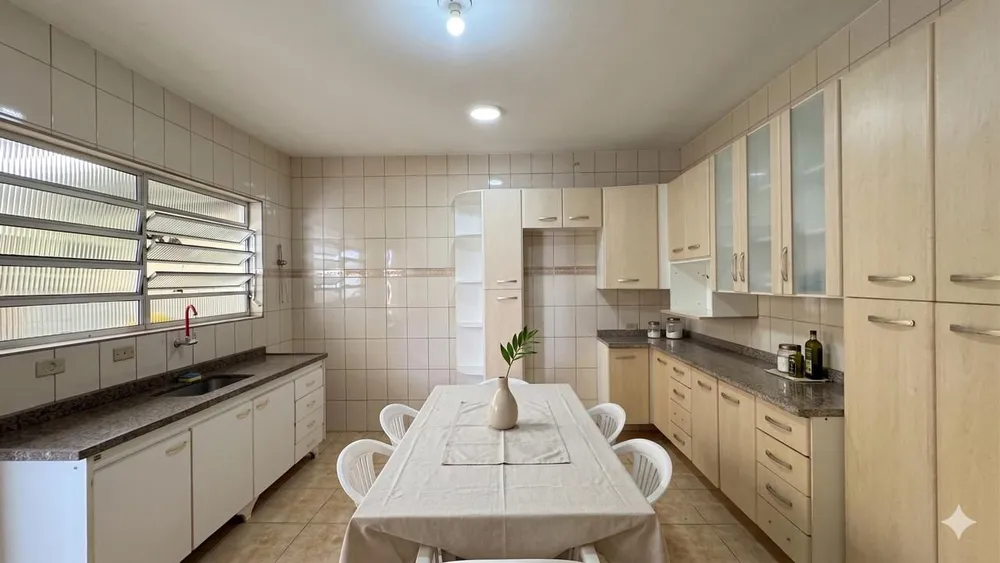 Casa, 3 quartos, 250 m² - Foto 12