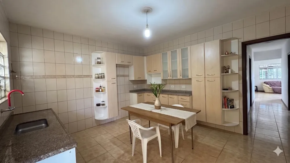Casa, 3 quartos, 250 m² - Foto 13