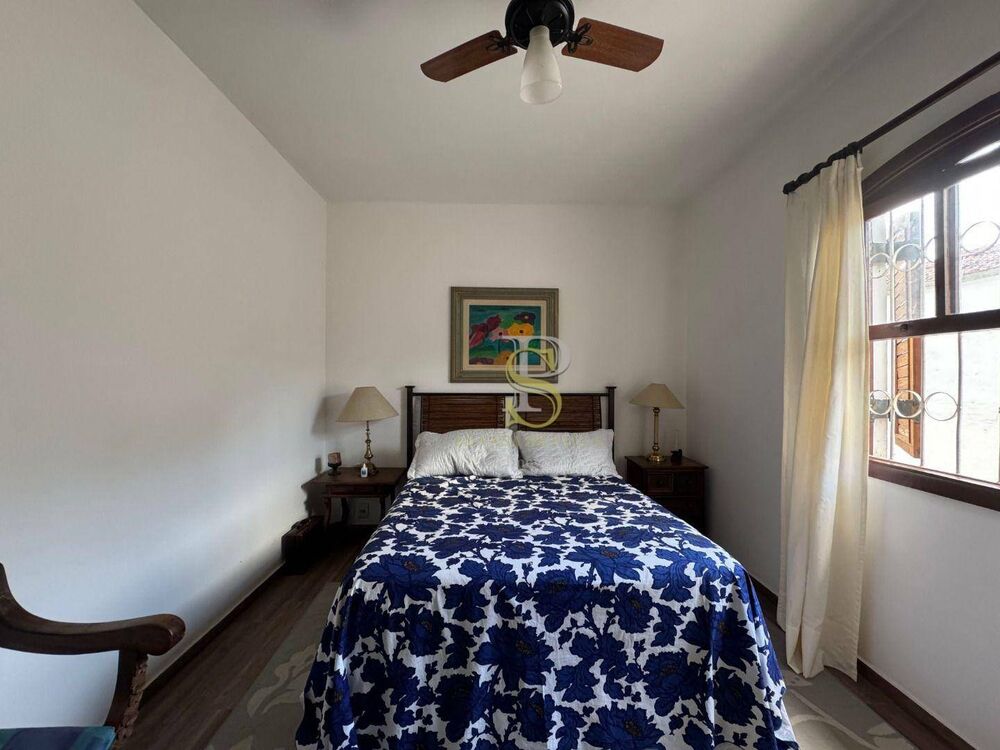 Casa, 4 quartos, 265 m² - Foto 4