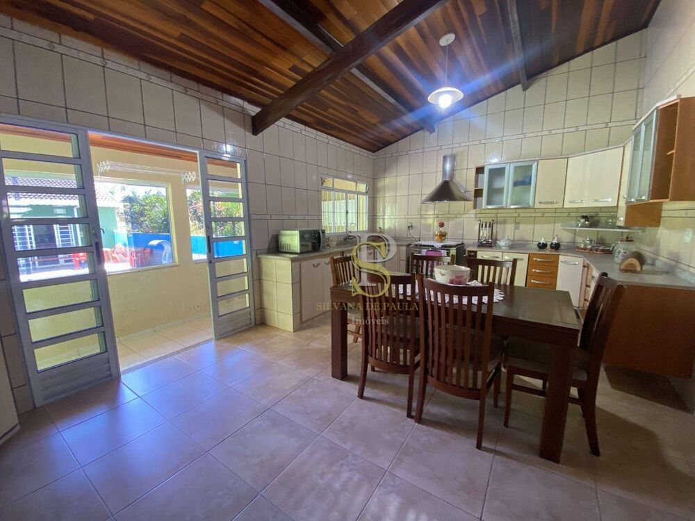 Chácara, 5 quartos, 1000 m² - Foto 1