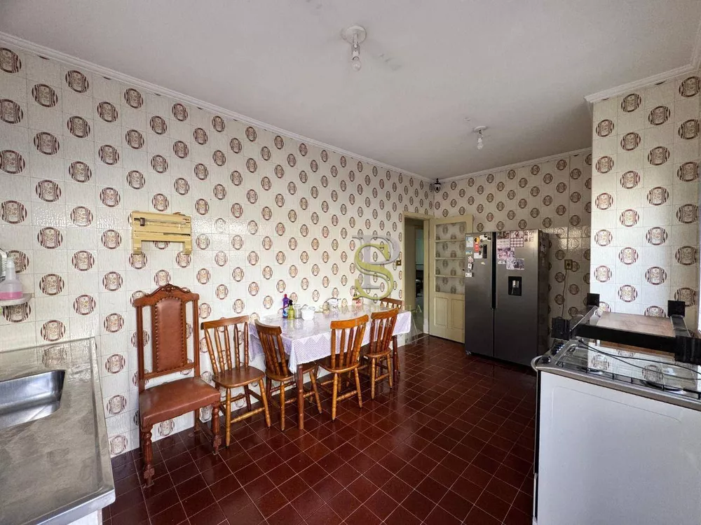 Casa, 4 quartos, 180 m² - Foto 2