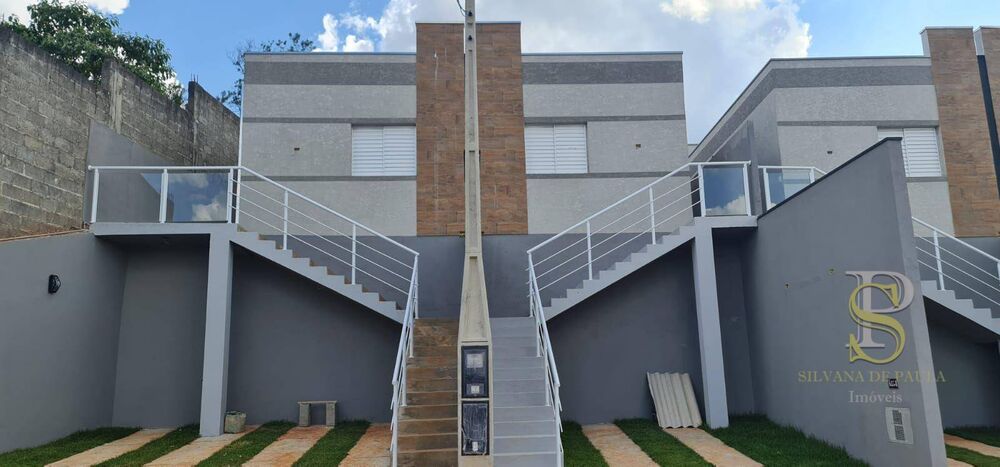 Casa, 2 quartos, 61 m² - Foto 1