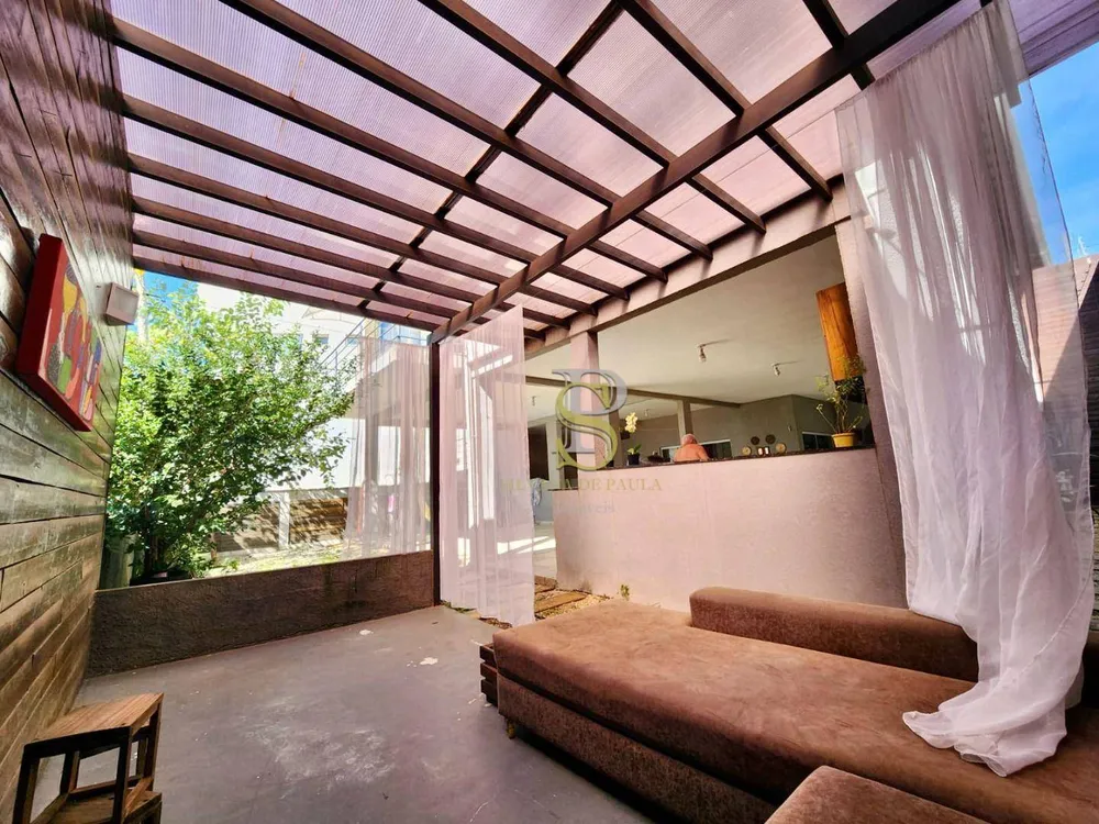 Casa, 3 quartos, 249 m² - Foto 14