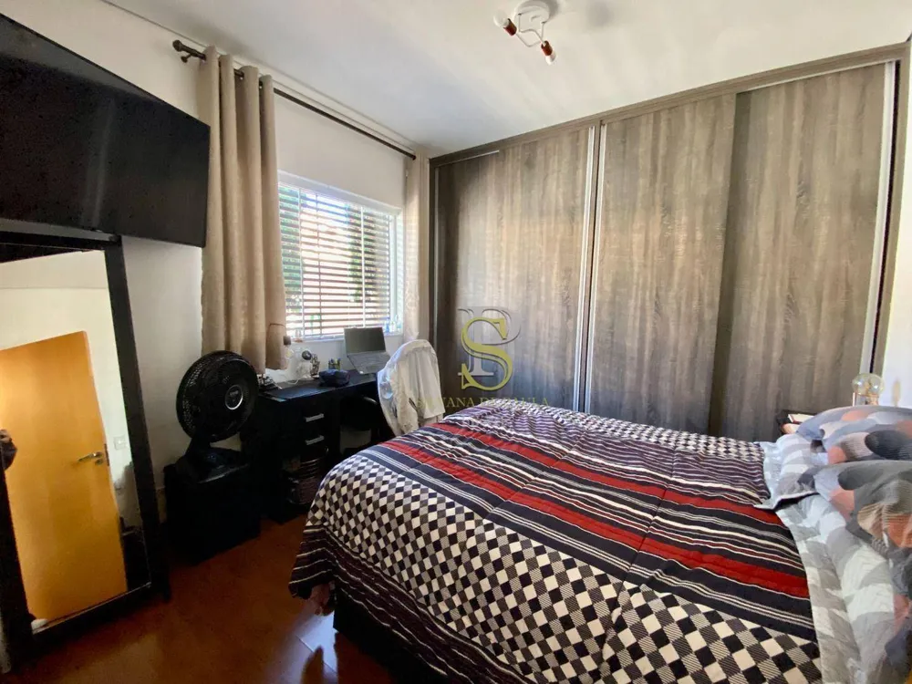 Casa, 3 quartos, 249 m² - Foto 9
