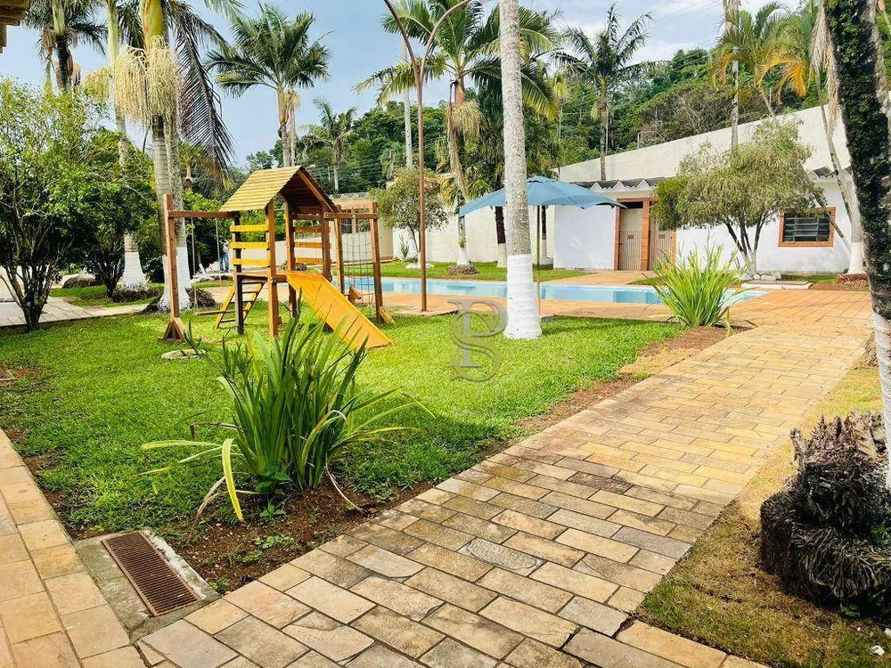 Chácara, 4 quartos, 1400 m² - Foto 4