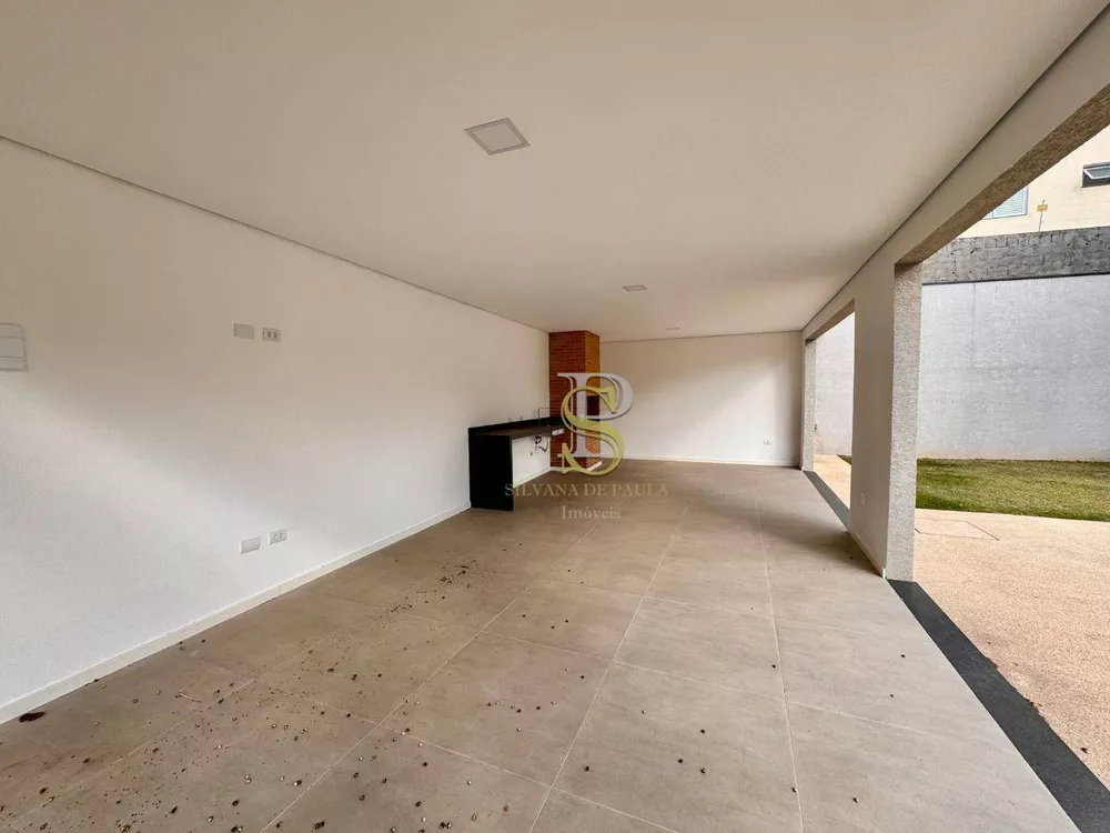 Casa, 3 quartos, 274 m² - Foto 1