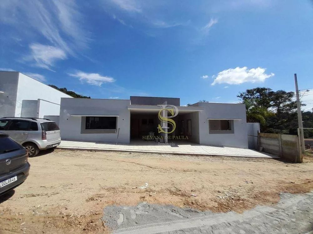 Casa, 2 quartos, 82 m² - Foto 1