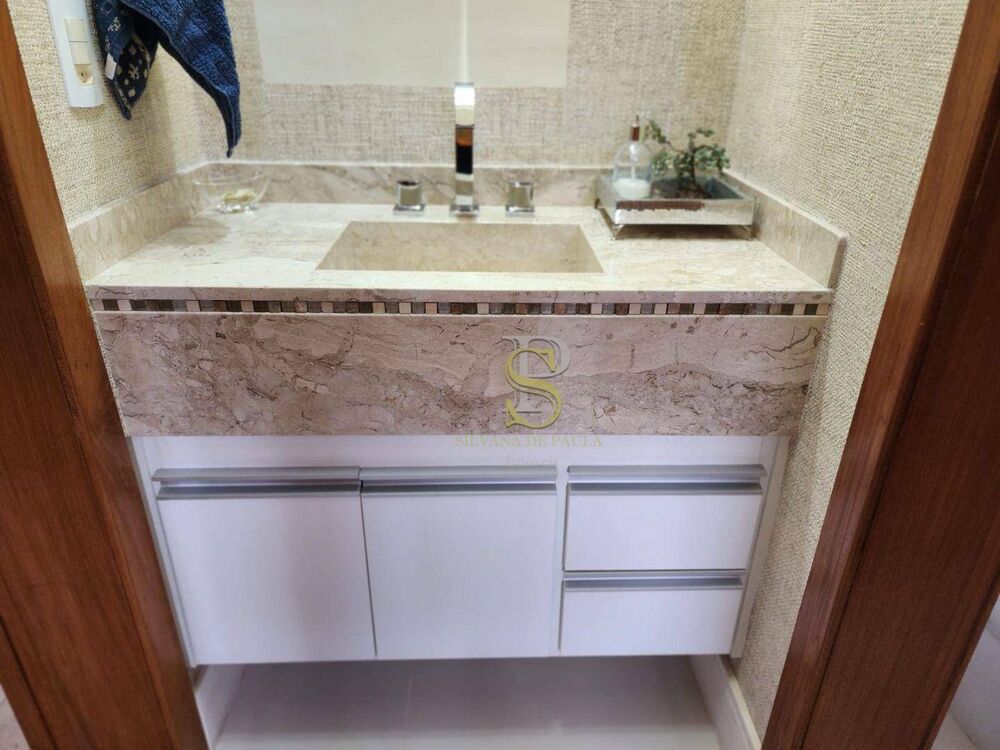 Casa de Condomínio à venda com 5 quartos, 257m² - Foto 4