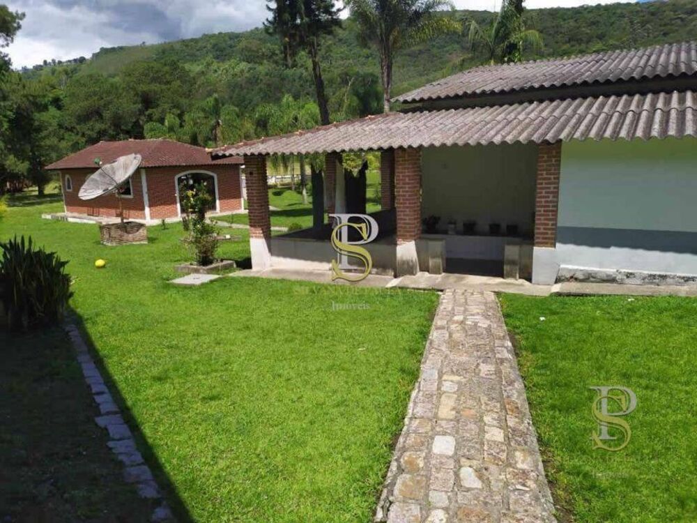 Chácara à venda com 5 quartos, 600m² - Foto 3