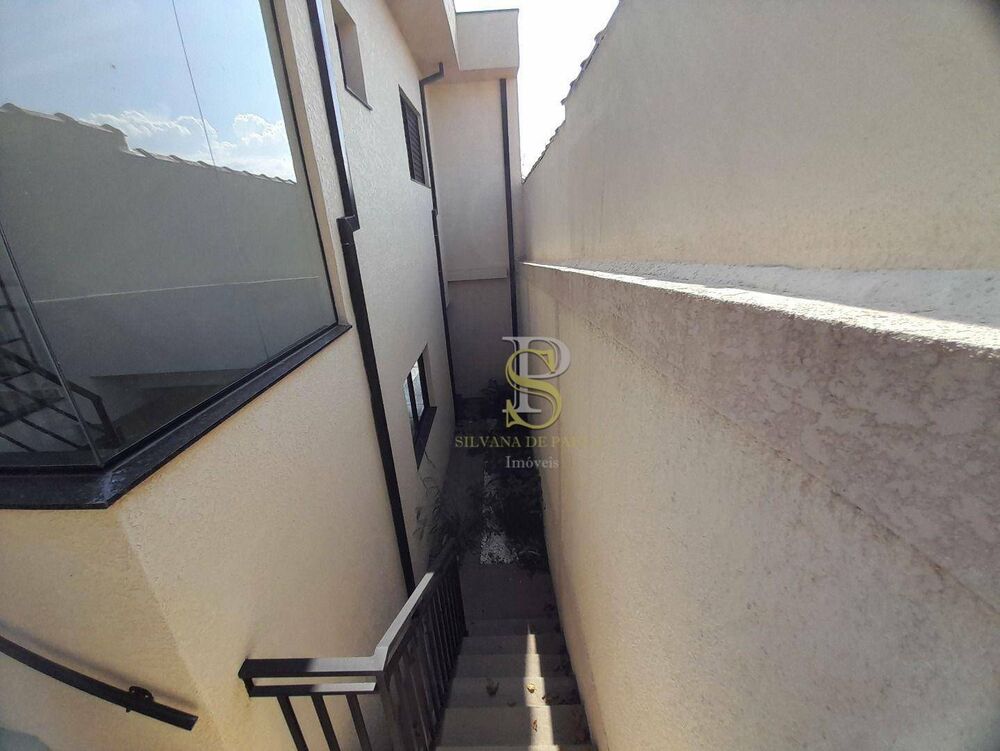 Casa à venda com 2 quartos, 86m² - Foto 3