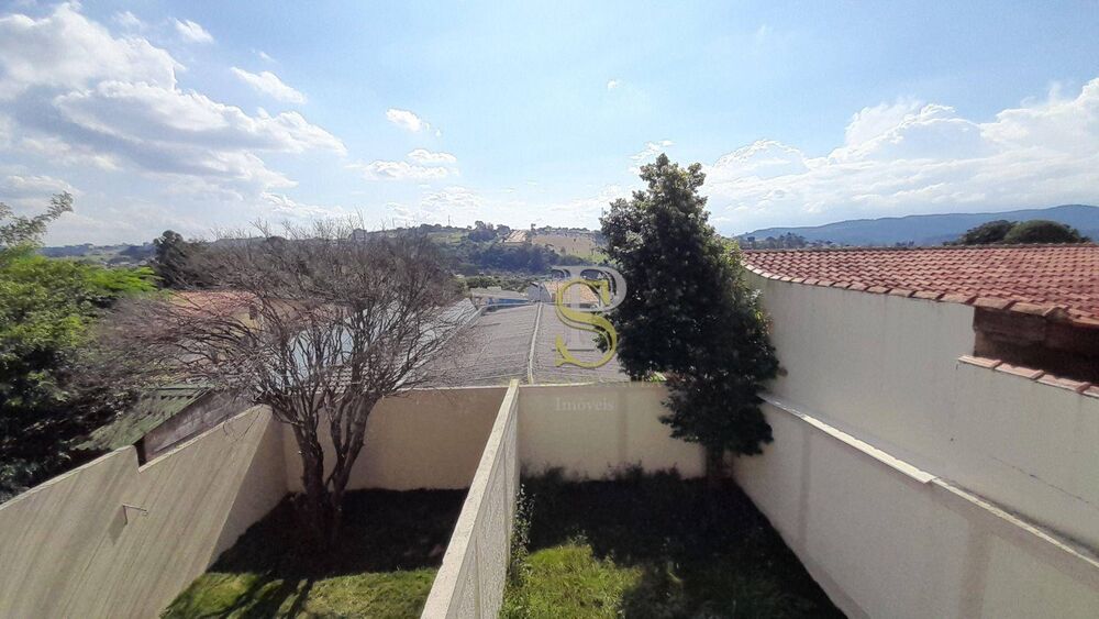 Casa à venda com 2 quartos, 86m² - Foto 4