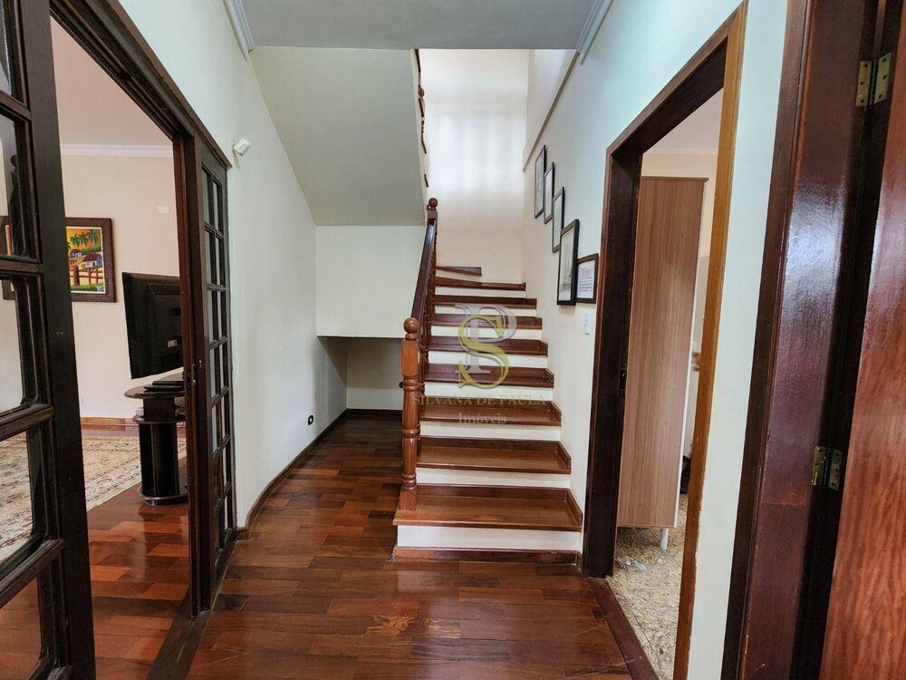 Casa, 4 quartos, 230 m² - Foto 4