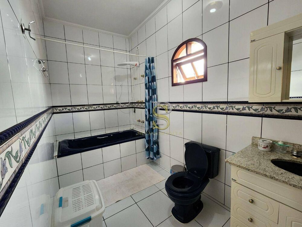 Casa, 4 quartos, 230 m² - Foto 8