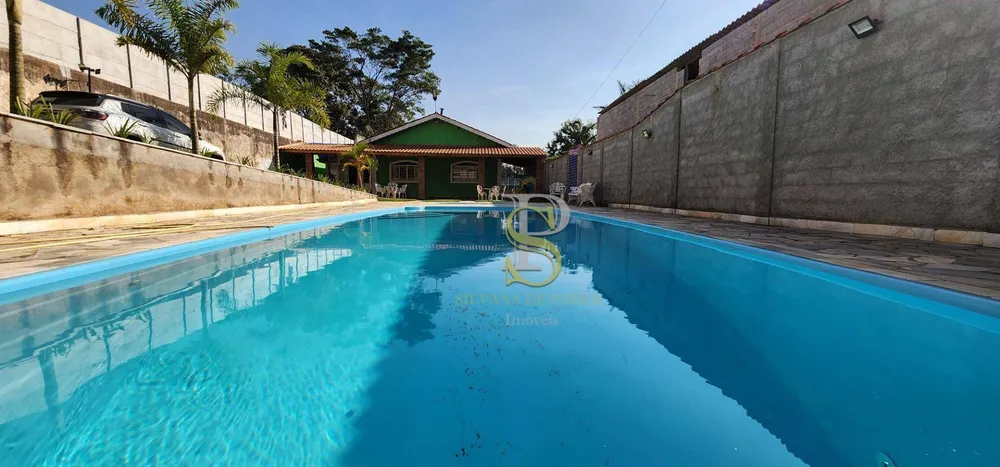 Chácara, 6 quartos, 1050 m² - Foto 1