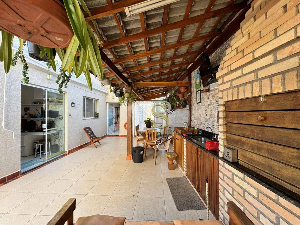 Casa, 3 quartos, 164 m² - Foto 2