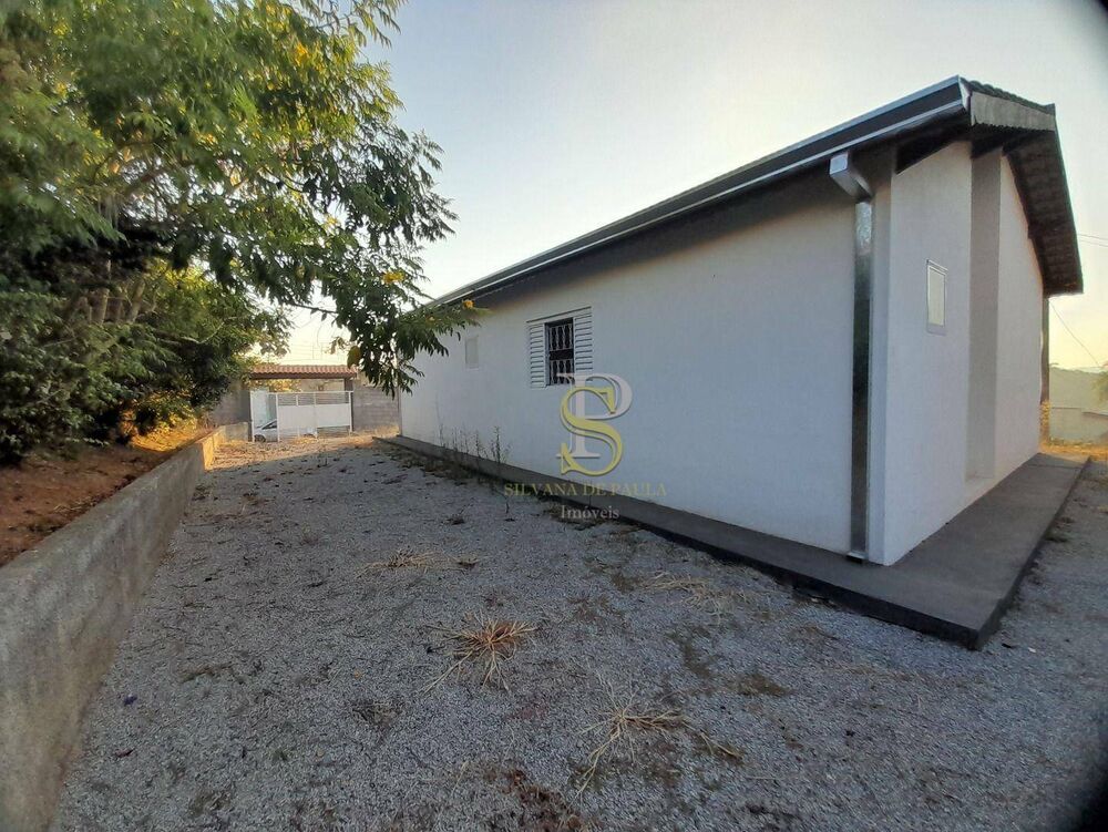 Chácara, 2 quartos, 588 m² - Foto 1