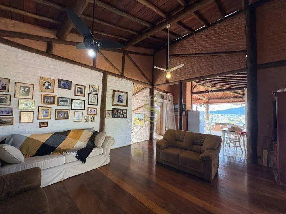 Casa, 5 quartos, 411 m² - Foto 3